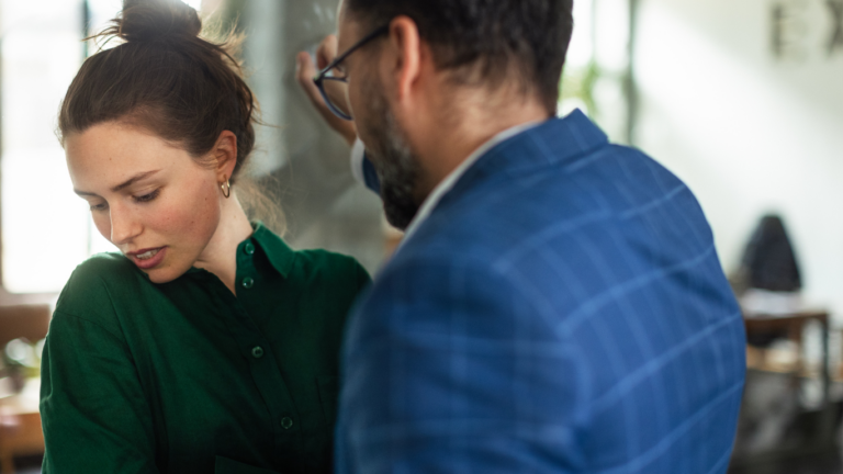 woman uncomfortable with male advancement