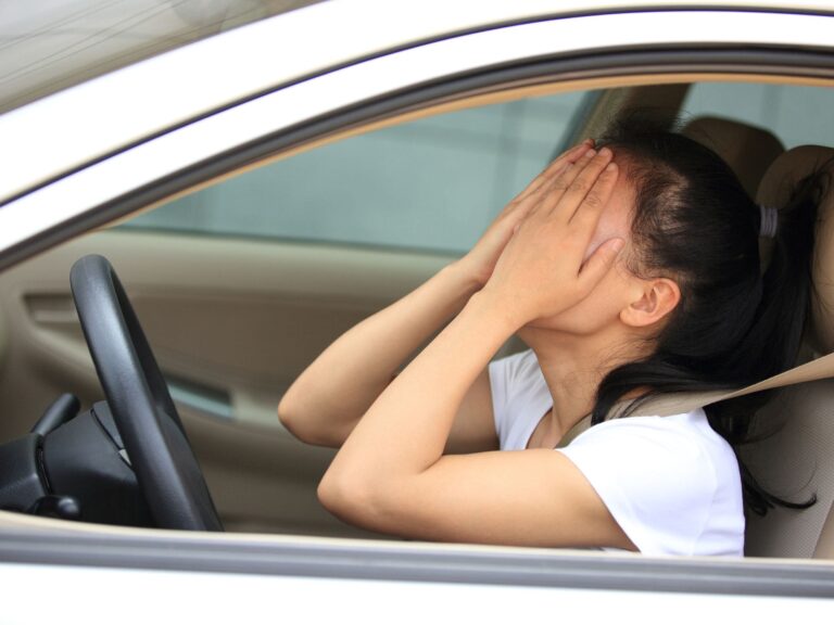 a visibly distressed female Uber driver